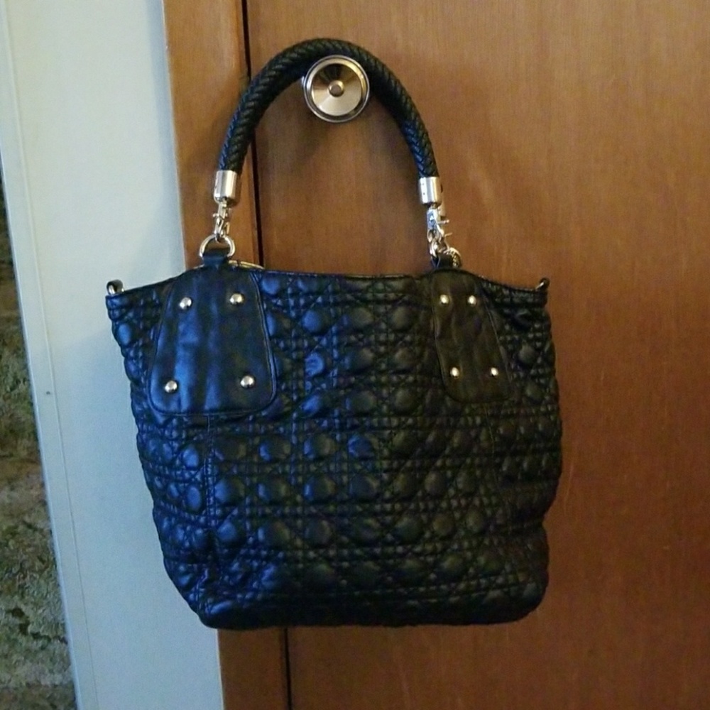 Black square purse